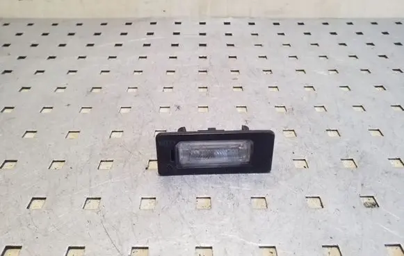 Audi A5 8T 8F Number plate light 8T0943021 A046341