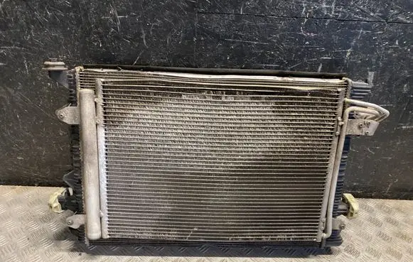 Volkswagen Caddy Radiator set 5K0121251S