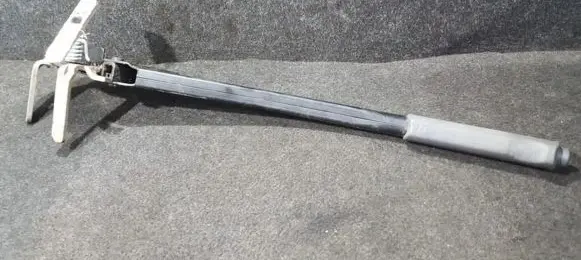 Handbrake/parking brake lever assembly