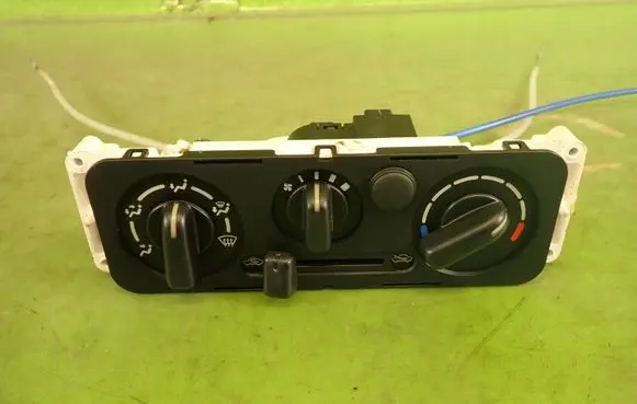 Suzuki Jimny Climate control/heater control trim 74411-70J00