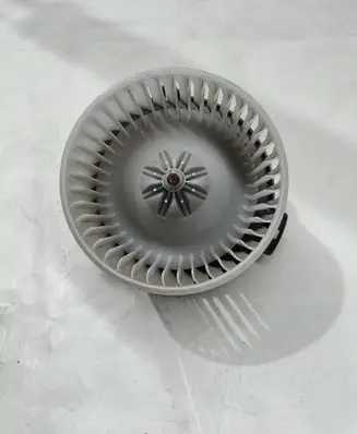 Lexus RX 330 - 350 - 400H Heater fan/blower 1940007173