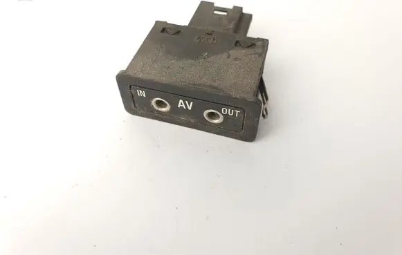 BMW 7 E38 AUX in-socket connector 8368346