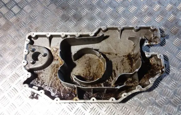 Volkswagen Phaeton Oil sump 07C103804AB