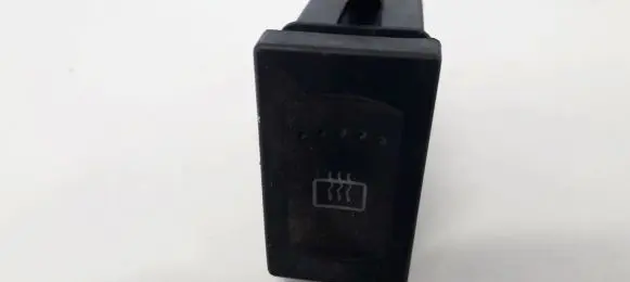 Volkswagen PASSAT B5 Windscreen/window heater switch 3B0959621B