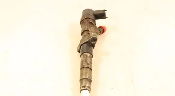 Renault Master II Fuel injector 0445110141