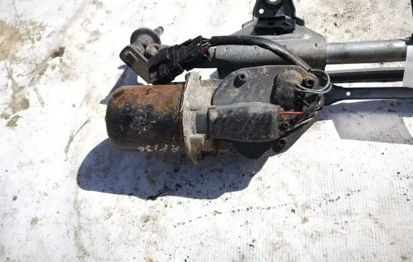 Renault Trafic II (X83) Wiper motor