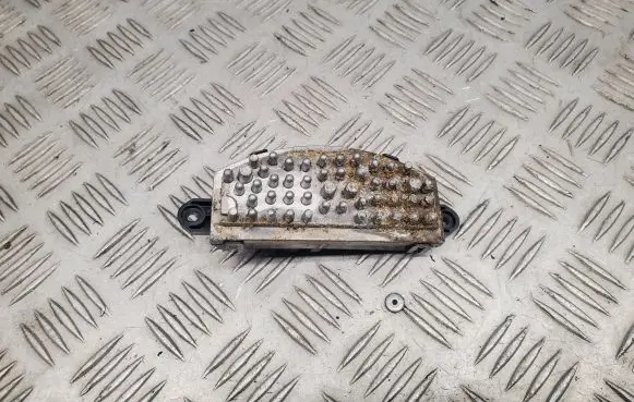 Audi Q3 F3 Heater blower motor/fan resistor 5Q0907521