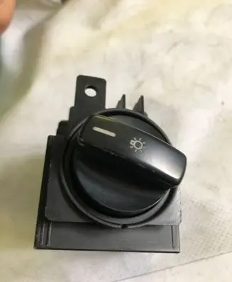 Mercedes-Benz B W245 Light switch A1695451704