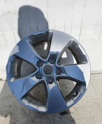KIA Soul R16 alloy rim 