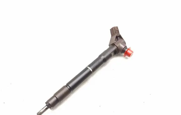 Mazda CX-5 Fuel injector SH0113H50