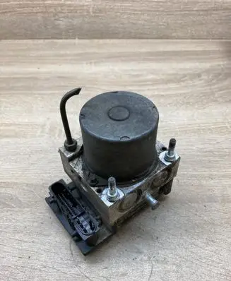 Nissan Primera ABS Pump 47660AV726 0265231318 0265800334