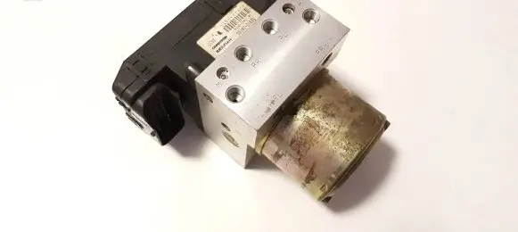 Hyundai Trajet ABS Pump 589103A100 AC04600114