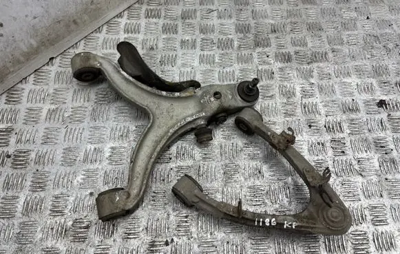 Maserati Quattroporte Front lower control arm/wishbone