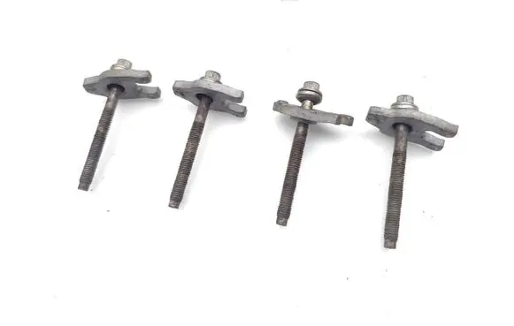 Renault Trafic III (X82) Fuel Injector clamp holder R9M413