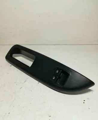Skoda Octavia Mk2 (1Z) Front door window switch trim 1Z1867171A