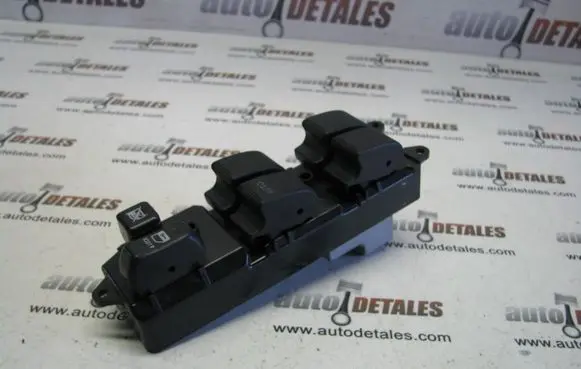 Toyota Prius (XW20) Electric window control switch 8482047050