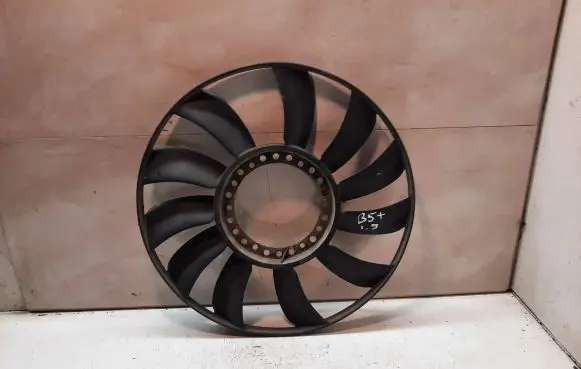 Volkswagen PASSAT B5.5 Fan impeller 058121301B