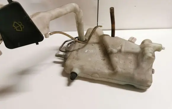 Mercedes-Benz E W211 Windshield washer fluid reservoir/tank 2118600560