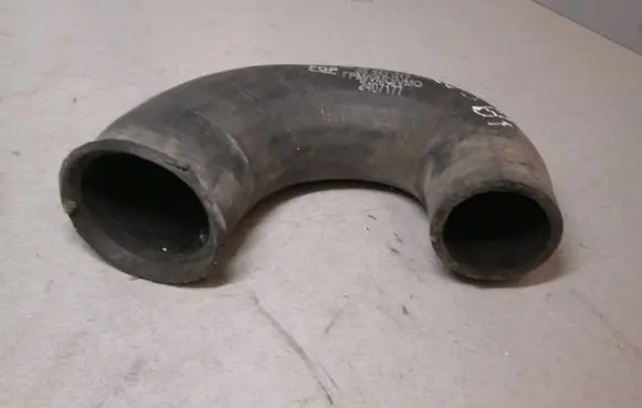 Opel Zafira B Intercooler hose/pipe 55352017 55350918 2407177