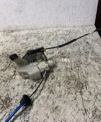 Audi A4 S4 B8 8K Front door lock