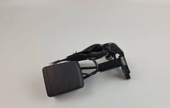 Skoda Fabia Mk3 (NJ) Middle seatbelt (rear) 8Y0857740F