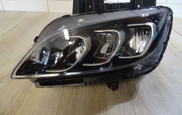 Hyundai Kona I Headlight/headlamp 92101J9600