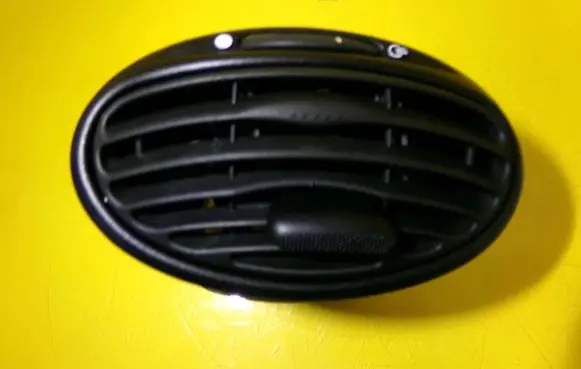 Dashboard side air vent grill/cover trim