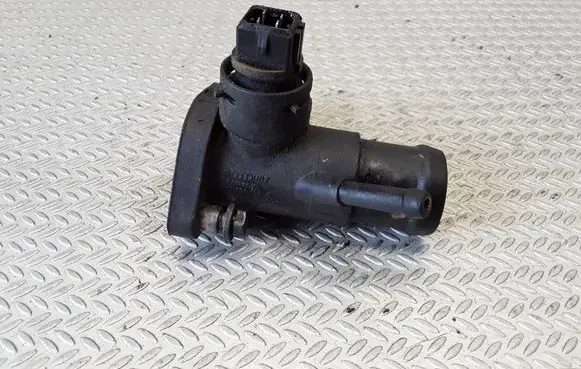 Volkswagen Golf III Engine coolant pipe/hose 028121133B