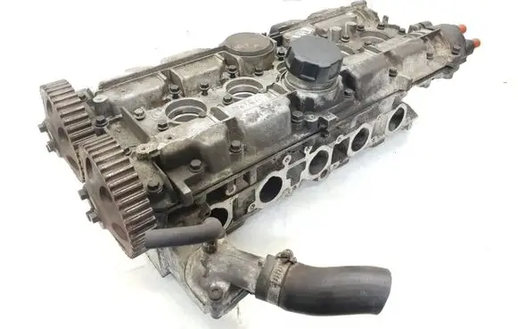 Volvo S70 V70 V70 XC Engine head 1001279