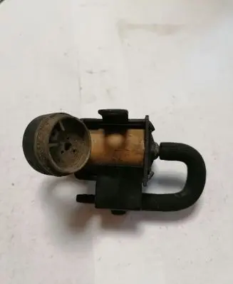 Volkswagen Golf IV Turbo solenoid valve 72148304 054906267A