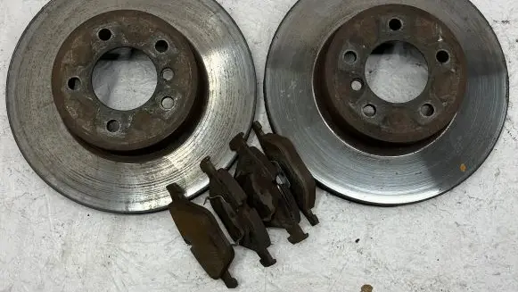 BMW 5 E60 E61 Front brake disc