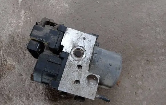 Alfa Romeo 156 ABS Pump 0273004261