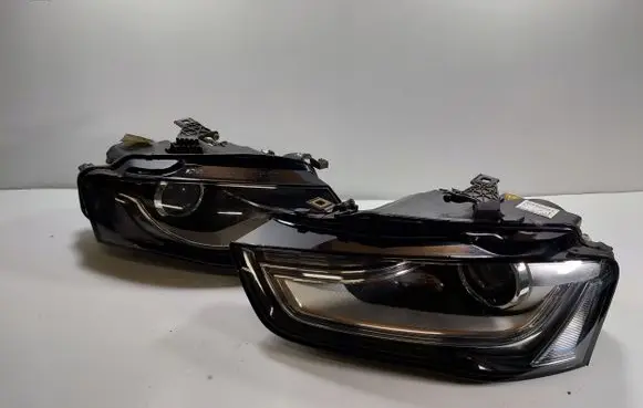 Toyota RAV 4 (XA40) Headlight/headlamp