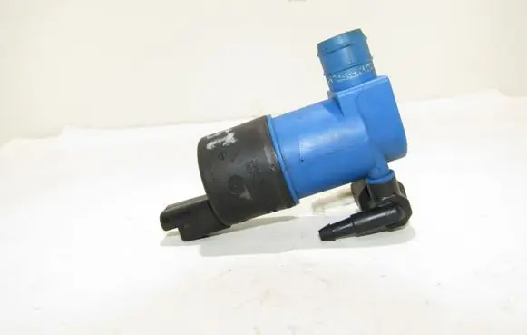 Renault Captur Windscreen/windshield washer pump 9641553880