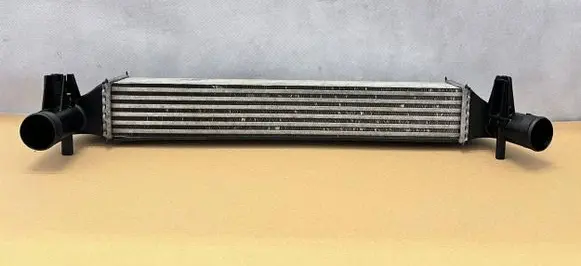 Volkswagen Polo V 6R Intercooler radiator 6R0145805F V2766001