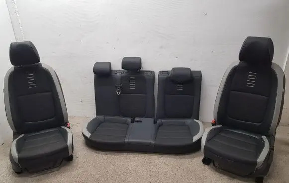 Seat set