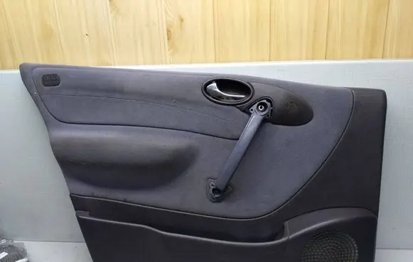 Mercedes-Benz A W168 Front door card panel trim A1697201970