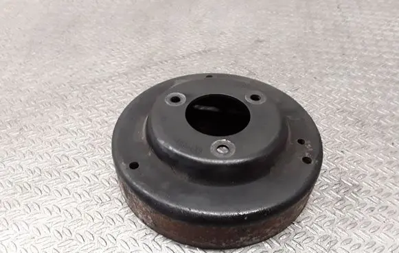 Volkswagen Crafter Water pump pulley 076121031
