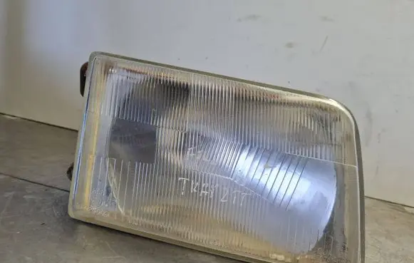 Ford Transit Headlight/headlamp E4125 029509