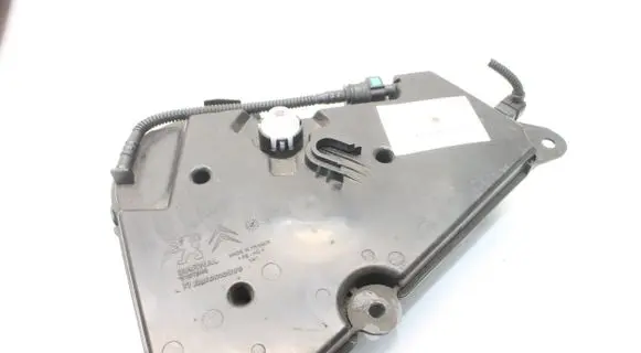 Peugeot RCZ AdBlue liquid reservoir 967198138004