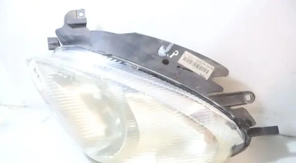 Citroen Xsara Headlight/headlamp 89300190