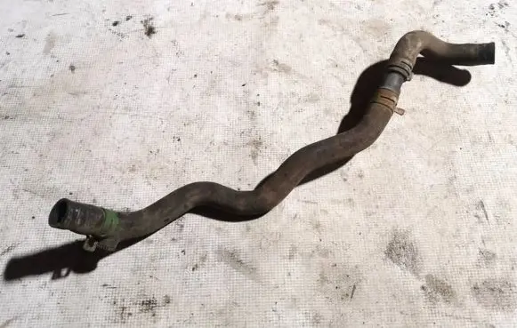 Volkswagen Transporter - Caravelle T4 Engine coolant pipe/hose