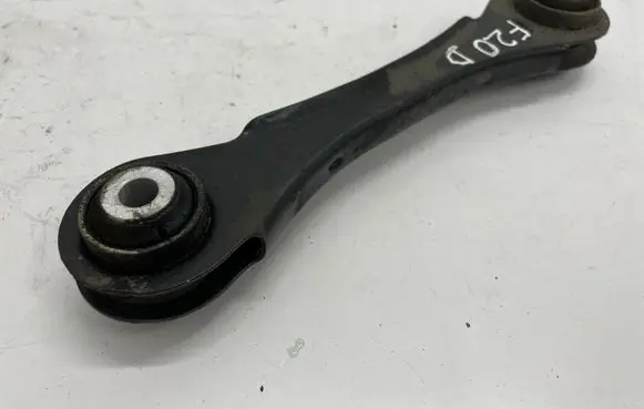 BMW 1 F20 F21 Rear upper control arm/wishbone 6792540