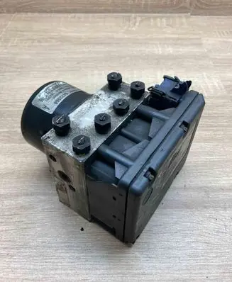 Volvo S70 V70 V70 XC ABS Pump 9472968 9472971 104791