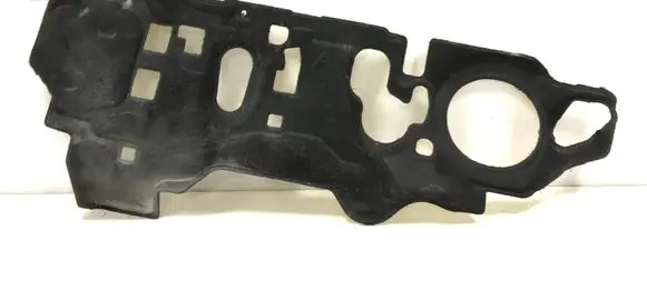 Toyota Avensis T270 Other engine bay part