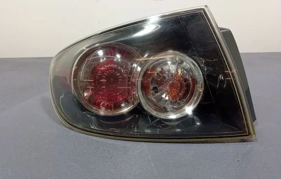Mazda 3 I Rear/tail lights BR5H51160