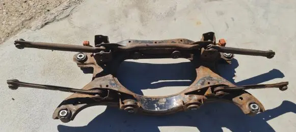Land Rover Range Rover Evoque L538 Rear subframe 