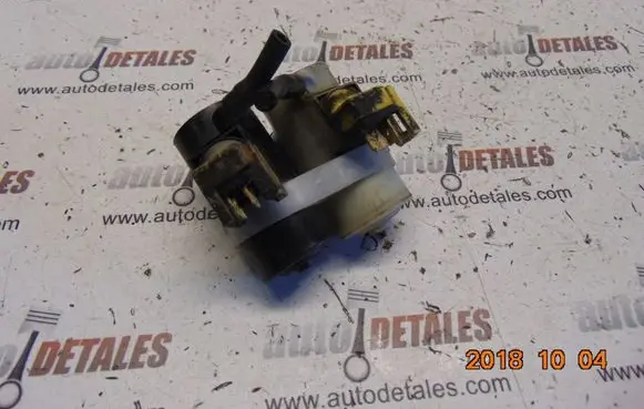 Honda CR-V Windscreen/windshield washer pump