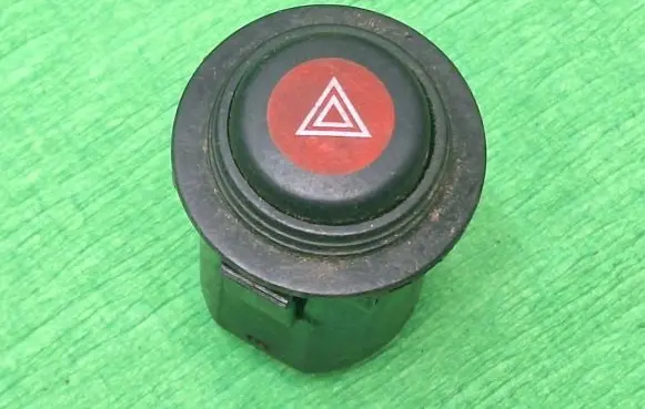 Opel Kadett E Hazard light switch 90181853 8501118