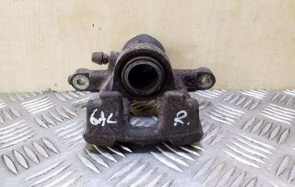 Honda CR-V Rear brake caliper